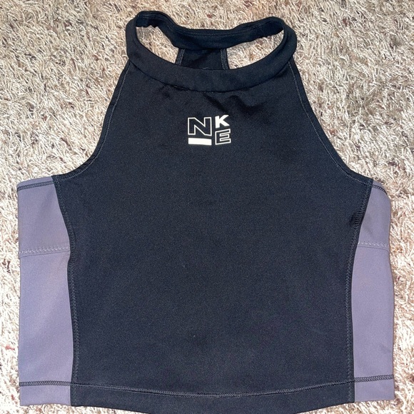 Nike Dri-Fit Sports Bra Crop Top Colorblock. Size Women's Small. - Picture 5 of 7